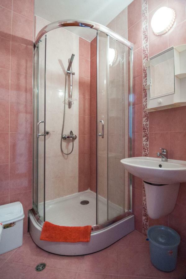 לוזנטס Stefanov 2 Hotel מראה חיצוני תמונה